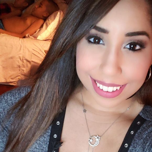 Meet your Posher, Michelle - Picture 1 of 1